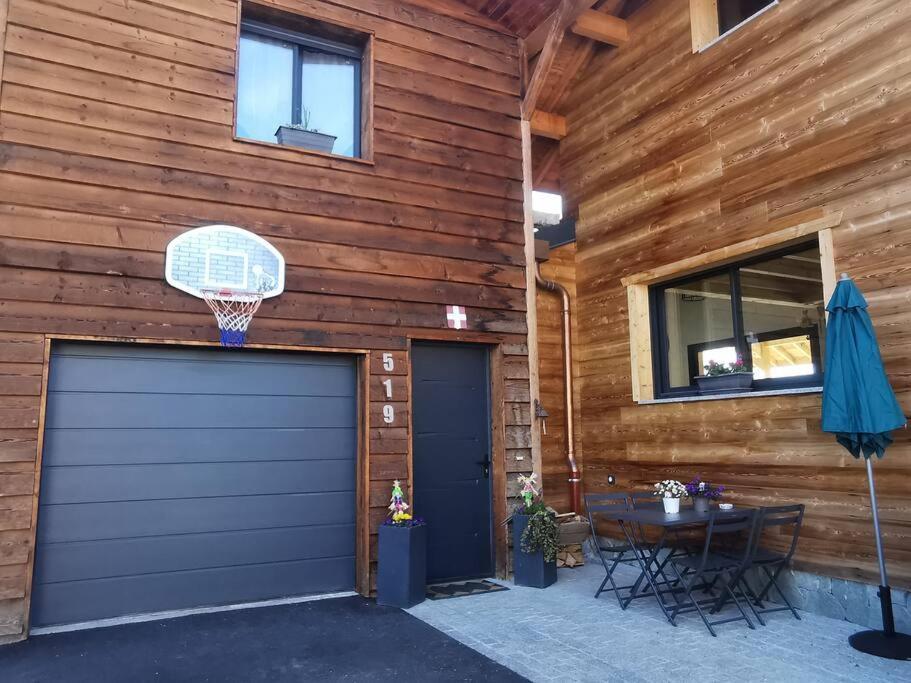 Appartement Vue Sur Le Golf Et Le Lac Leman Publier Exterior foto